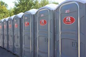 Best VIP or Luxury Restroom Trailers  in Powderly, TX